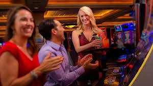Tampilan mobile sportsbook dan slot online di pvjbet Indonesia